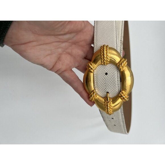Carlisle White Belt with Gold Buckle - Picture 4 of 7